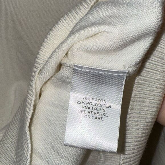 Rachel Roy Women's Cream Soft V-Neck Puff Sleeve Sweater Size Small EUC - Picture 5 of 7